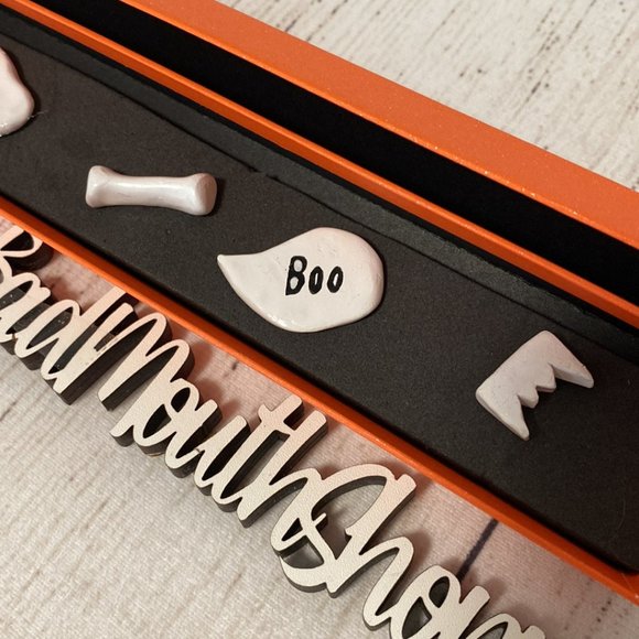 *The Dark Times Handmade Clay Ghost Boo Bone Fangs Halloween Badge Pin Set - Picture 3 of 4